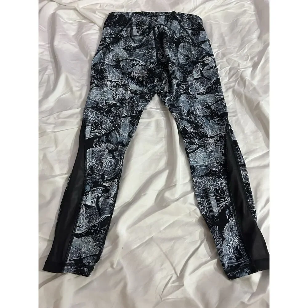 Lululemon Train Times 7/8 Eternal Wave Leggings Women's Size 10 - Picture 3 of 4